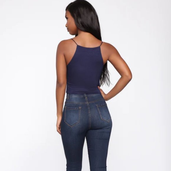 Halter neck cropped tank top size small in navy - Picture 2 of 4